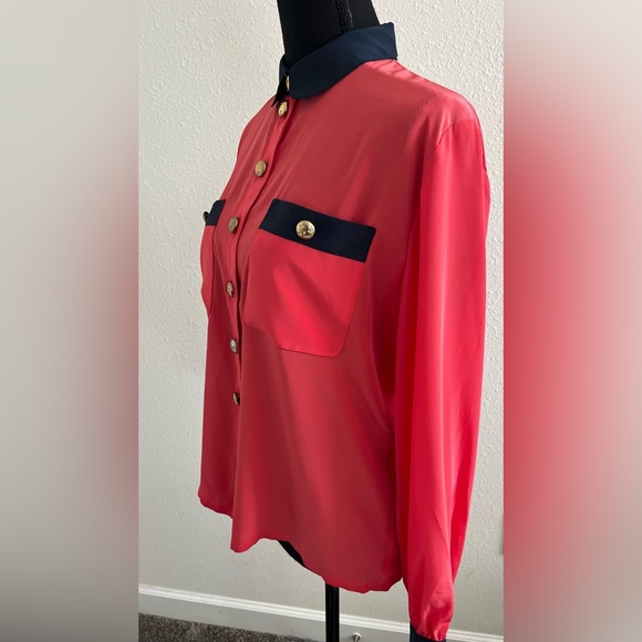 Vintage NWOT Therese Baumaire Paris buttoned blouse top pit to pit 20.5” - Picture 4 of 13